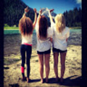 Meet your Posher, Abigail